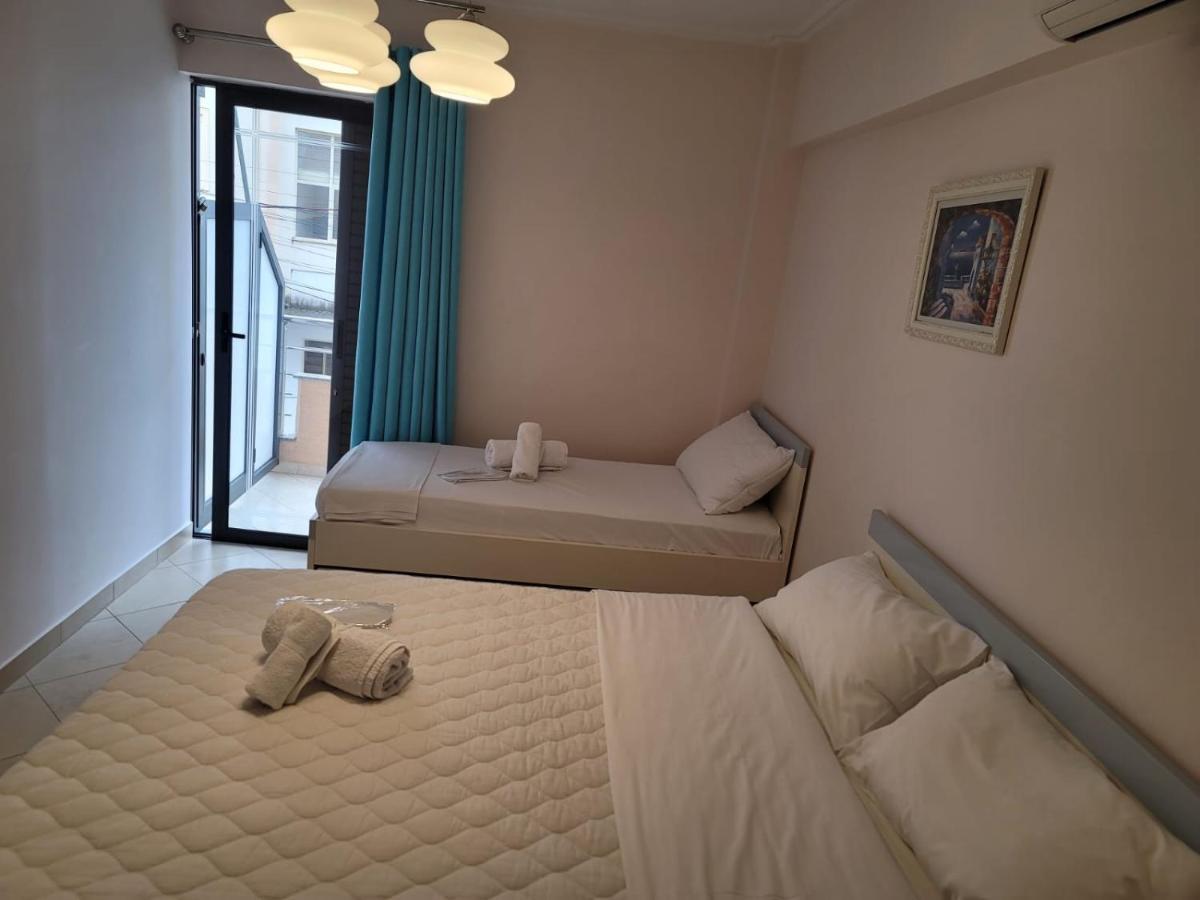 Amber Apartments Sarandë Zimmer foto