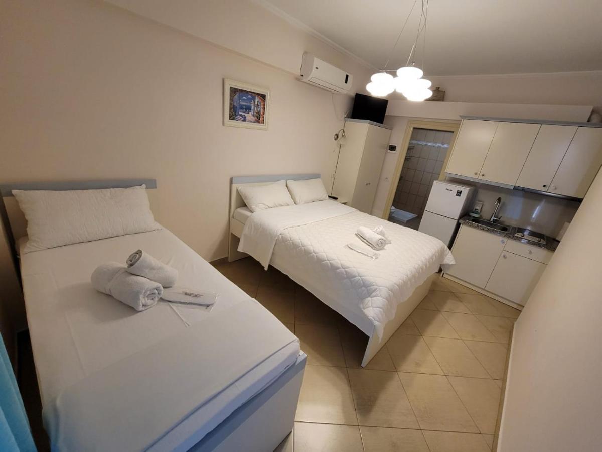 Amber Apartments Sarandë Exterior foto